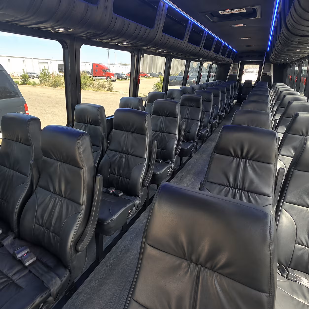 book group transportation for your next airport transfer 3