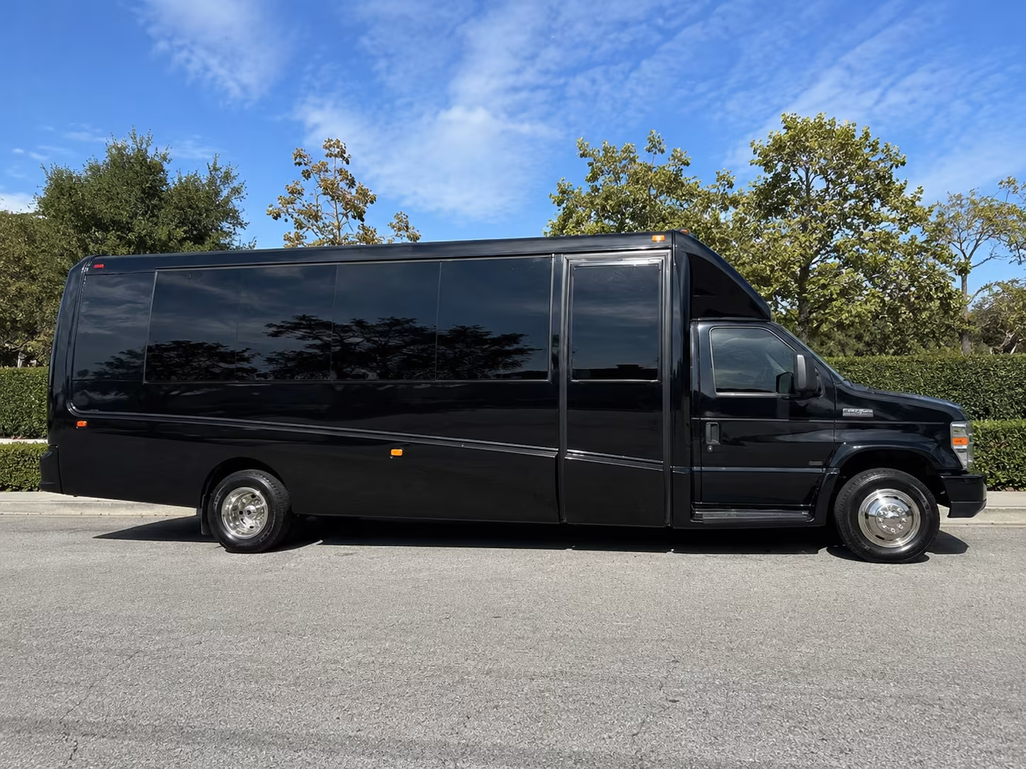 book group transportation for your next bachelor or bachelorette party 3