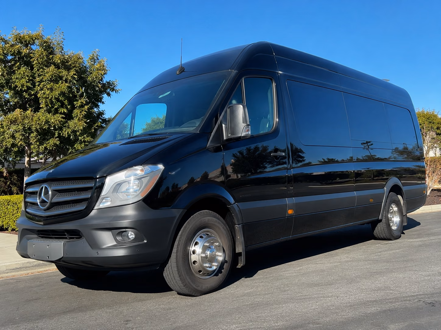 book group transportation for your next corporate event 3