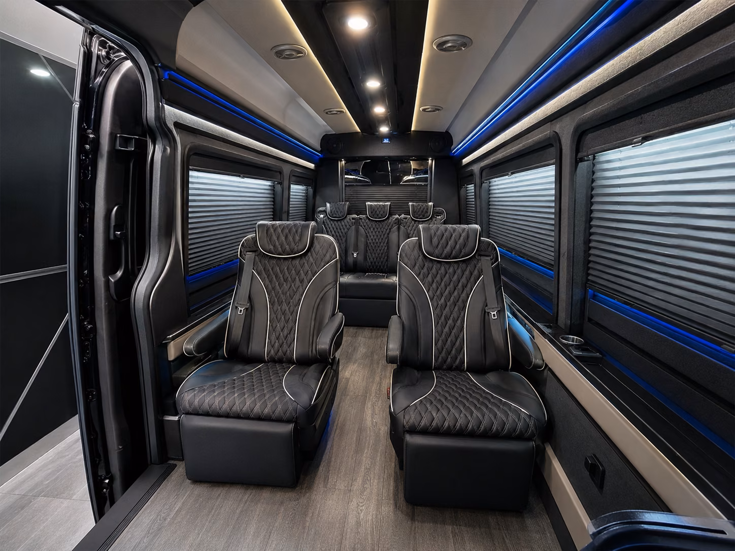 hotel to venue shuttle buses for clearwater beach corporate retreats