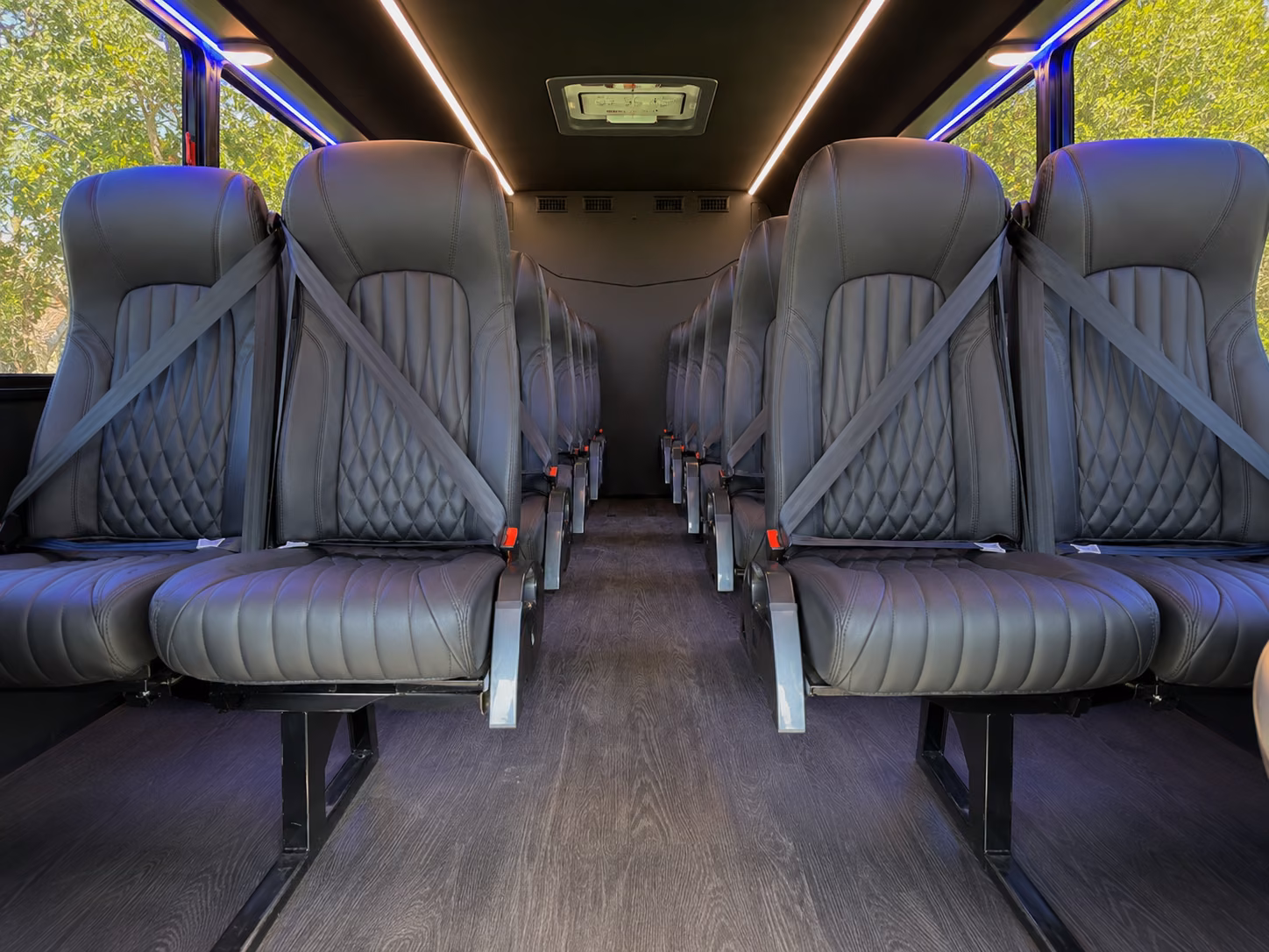 minibuses for clearwater rehearsal dinners and day before events