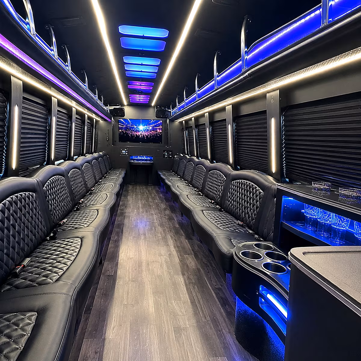 st pete nightlife bus rentals for clearwater bachelor and bachelorette groups